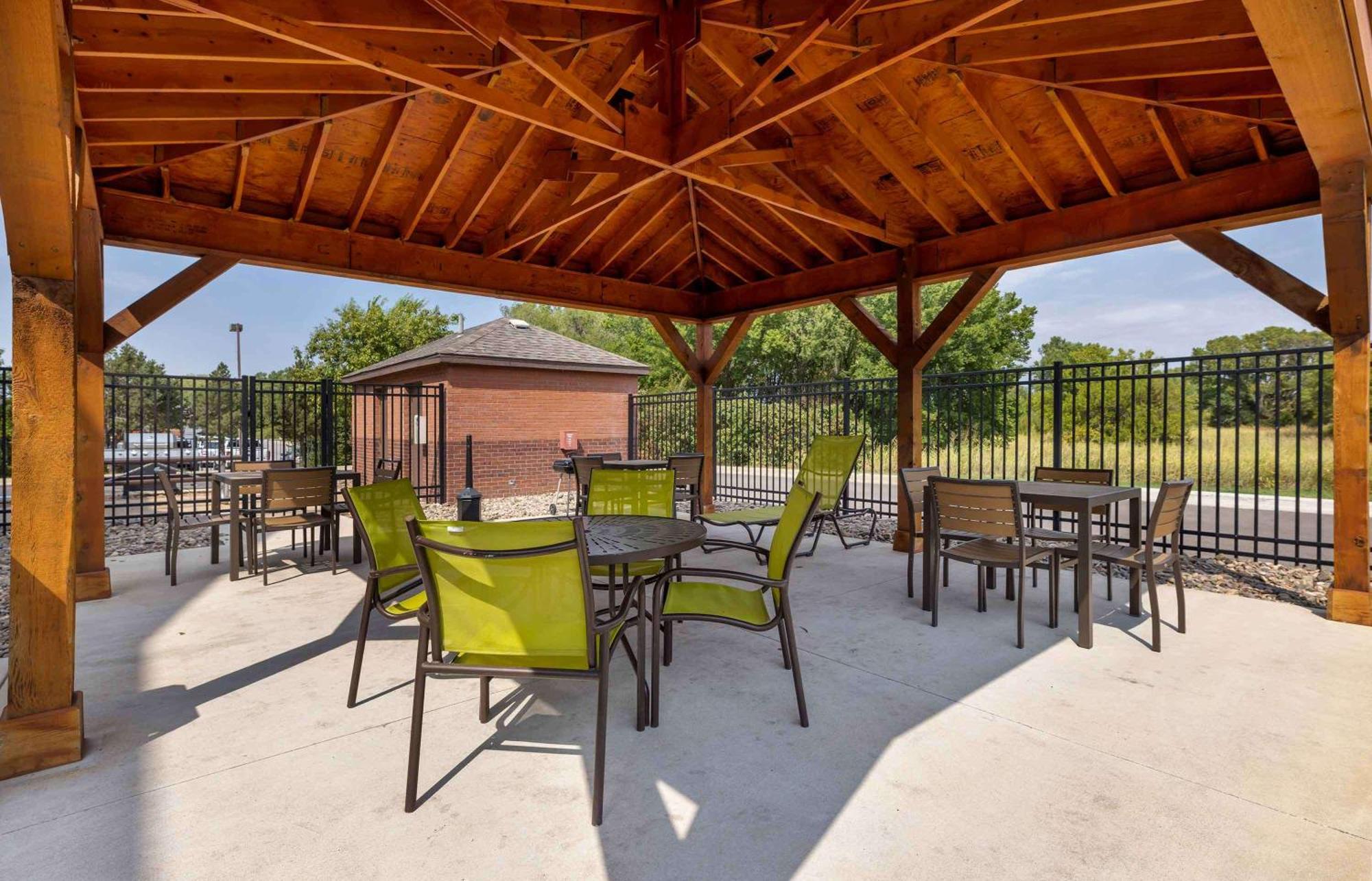 Extended Stay America Suites - Wichita - East Kültér fotó