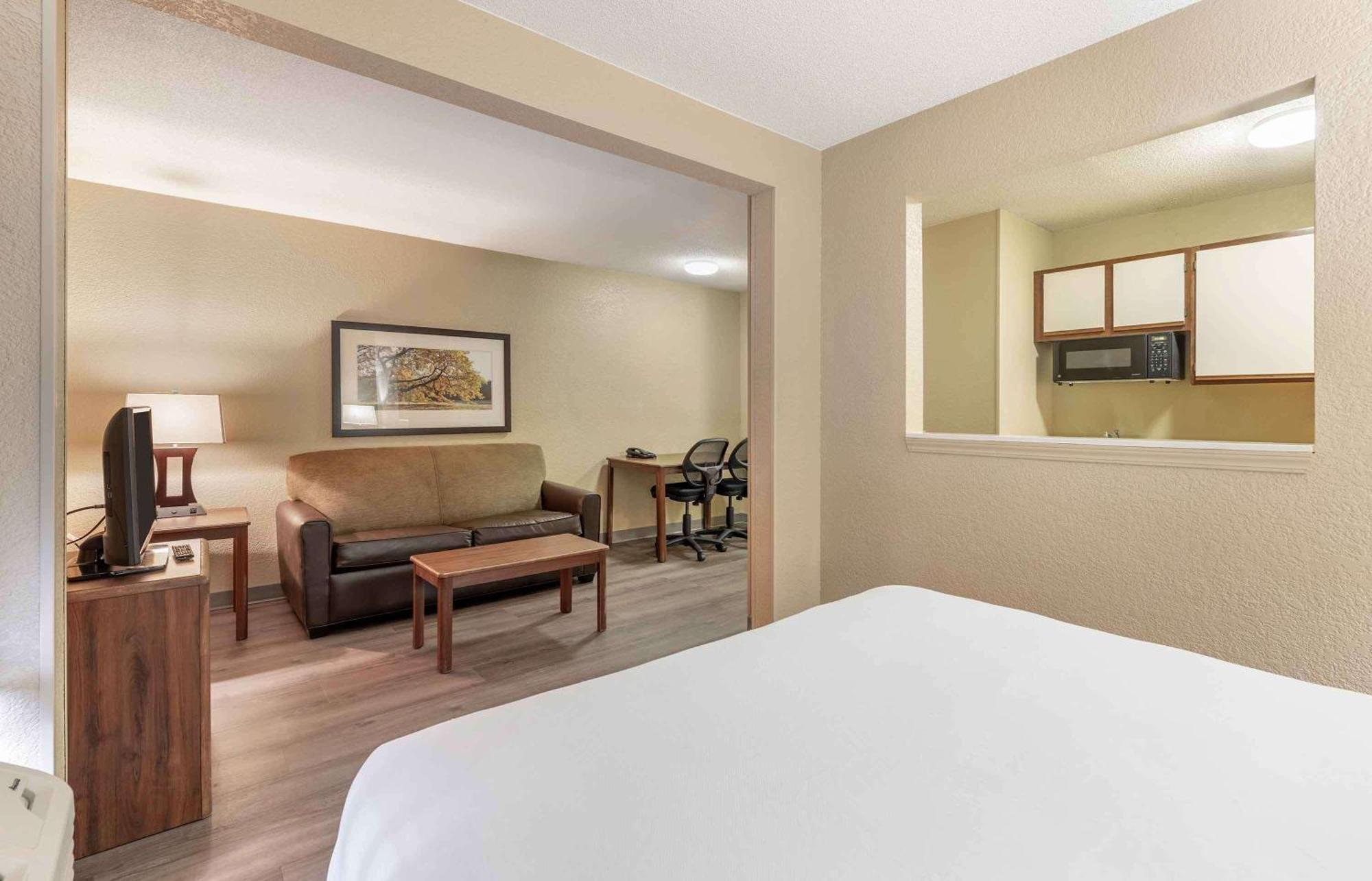 Extended Stay America Suites - Wichita - East Kültér fotó