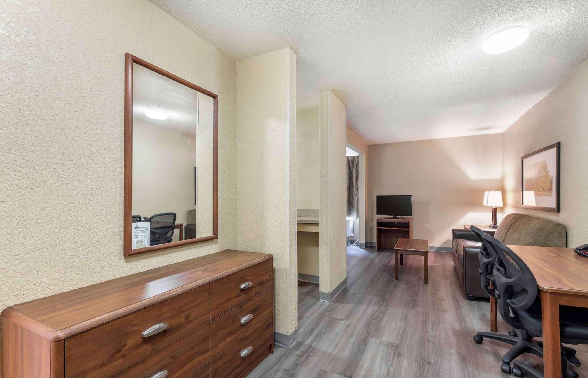 Extended Stay America Suites - Wichita - East Kültér fotó